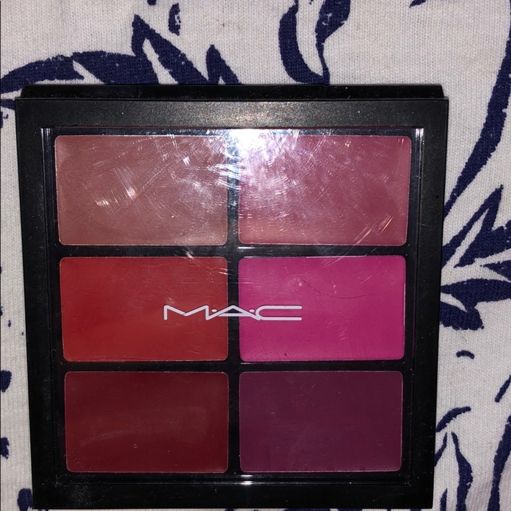 Mac lip select palette